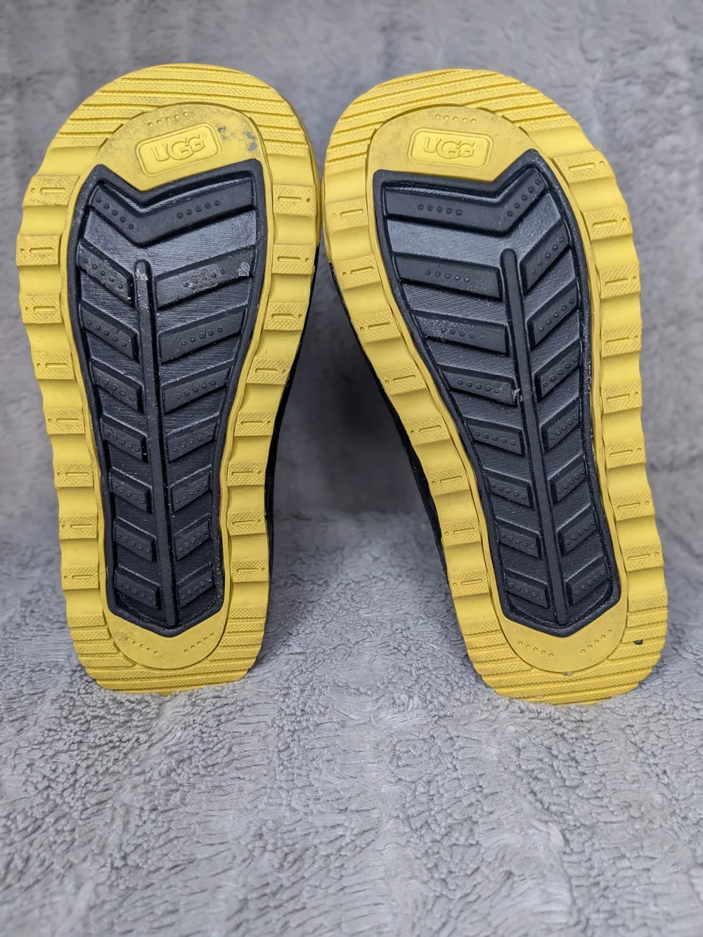 UGG Kids Black and Yellow Snow Boots Size 1